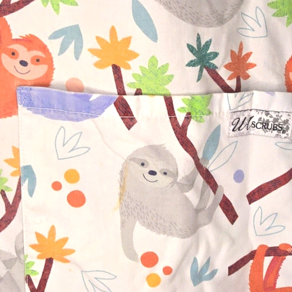 Scrub top - Picture 5 of 5